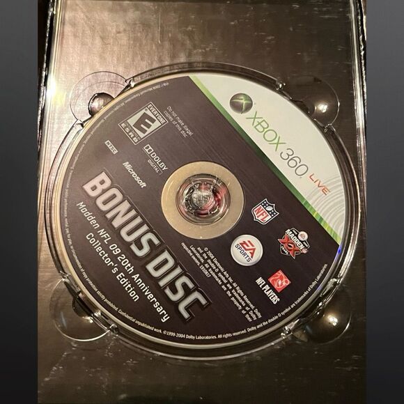 2009 EA Sports Madden XX (20 Year) Football Video Game Colector’s Edition - Picture 6 of 11